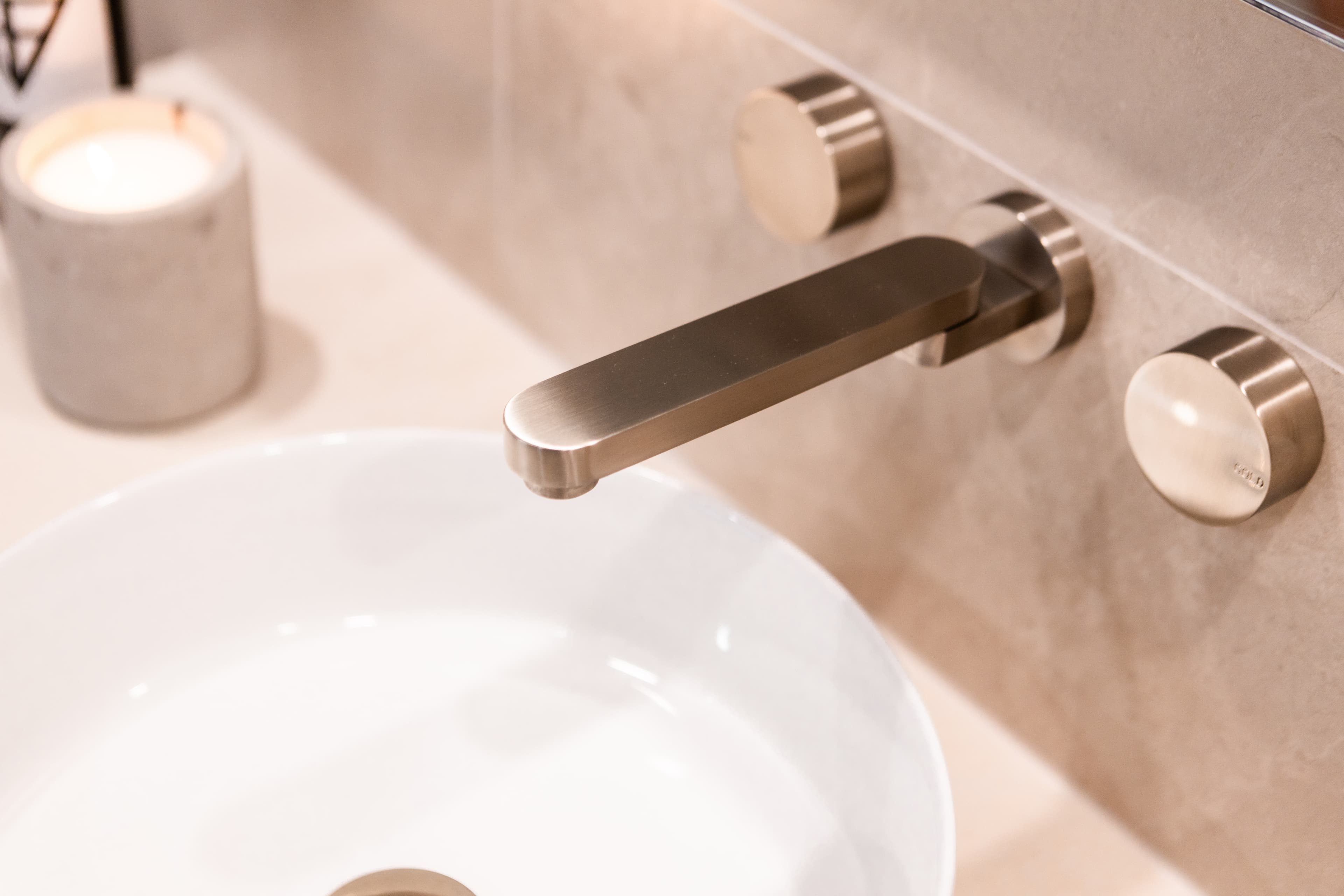 Gold tap detail